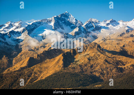 Magnifique vue sur le pic des Alpes, l'Italie, Alpes Banque D'Images
