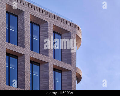 L'altitude, abstrait. Turnmill Building, Londres, Royaume-Uni. Architecte : Piercy & Company, 2015. Banque D'Images