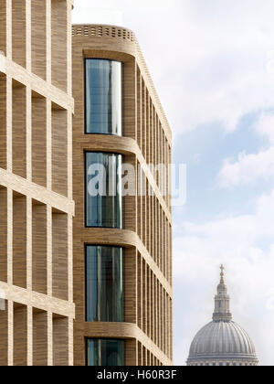 L'altitude, abstrait. Turnmill Building, Londres, Royaume-Uni. Architecte : Piercy & Company, 2015. Banque D'Images