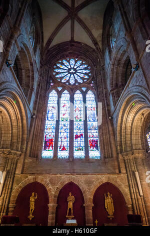 L'intérieur de la Cathédrale Saint Magnus dans Kirkwall, Orkney continentale, Ecosse, Royaume-Uni Banque D'Images