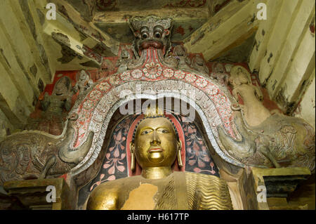 Statue de Bouddha, Gadaladeniya Temple, Kandy, Sri Lanka Banque D'Images