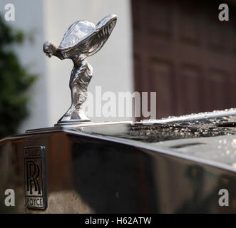 L'esprit de l'Extase, emblème de capot sur une Rolls Royce voiture. Banque D'Images