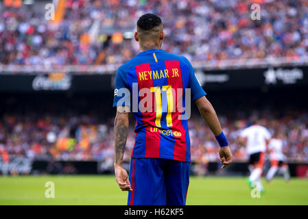 Valence, Espagne. 22 octobre, 2016. Neymar joue en La Liga match entre Valence CF et le FC Barcelone à Mestalla le 22 octobre 2016 à Valence, en Espagne. Crédit : Christian Bertrand/Alamy Live News Banque D'Images