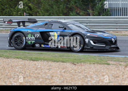 23 octobre, 2016. Estoril, Portugal. Le # 17 Duqueine Engineering (FRA), entraînée par Lonni Martins (FRA) et Christophe Hamon (FRA) pendant la course de Renault Sport Trophy, au cours de l'European Le Mans Series Estoril Week-End Crédit : Alexandre de Sousa/Alamy Live News Banque D'Images