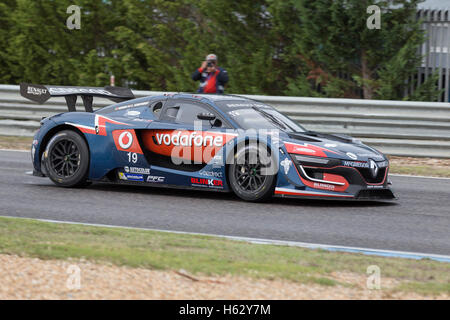 23 octobre, 2016. Estoril, Portugal. Le # 19 Equipe Verschuur (NED), entraînée par Steijn Schothorst (NED) et Miguel Ramos (POR) pendant la course de Renault Sport Trophy, au cours de l'European Le Mans Series Estoril Week-End Crédit : Alexandre de Sousa/Alamy Live News Banque D'Images