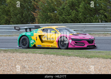 23 octobre, 2016. Estoril, Portugal. Le # 1 de l'équipe de l'Oregon (ITA), entraînée par Dario Capitanio (ITA) et Davide Roda (ITA) pendant la course de Renault Sport Trophy, au cours de l'European Le Mans Series Estoril Week-End Crédit : Alexandre de Sousa/Alamy Live News Banque D'Images