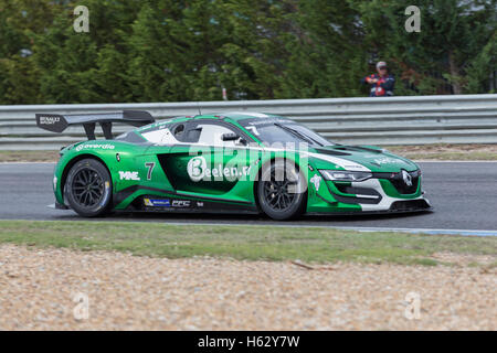 23 octobre, 2016. Estoril, Portugal. Le # 7 V8 de course (NED), entraînée par Nicky Pastorelli (NED) et Jelle Beelen (NED) pendant la course de Renault Sport Trophy, au cours de l'European Le Mans Series Estoril Week-End Crédit : Alexandre de Sousa/Alamy Live News Banque D'Images