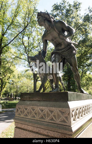 Chasseur indien Statue in Central Park, NYC, USA Banque D'Images