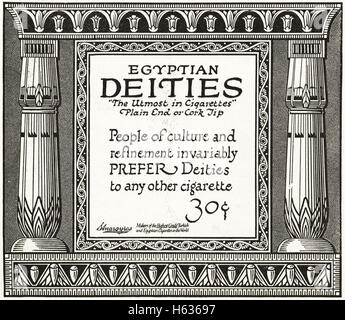 Années 1920 publicité une publicité à partir d'old vintage original magazine américain daté 1921 divinités égyptiennes de la publicité des cigarettes Banque D'Images