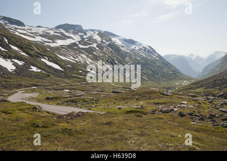 À l'ouest de la partie supérieure de l'ancienne route nationale 258 à Strynefjellet, ouest de la Norvège. Banque D'Images