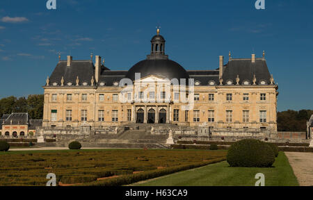 La Vaux-le-Vicomte est un château français de style baroque de 1658 à 1661 pour Nicolas Fouquet, le surintendant des finances Banque D'Images