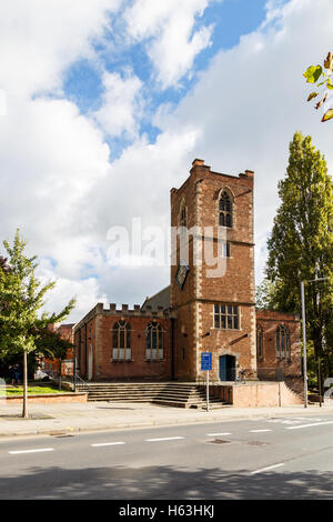 St Nicholas church, sur Maid Marian Way . À Nottingham, Angleterre. Banque D'Images