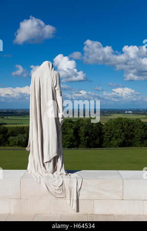 Statue dans le Monument commémoratif du Canada à Vimy, près de Givenchy-en-Gohelle, Vimy, Pas-de-Calais, Nord Pas de Calais, France Banque D'Images