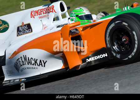 Motorsports, Vitantonio Liuzzi, ITA, dans la Force India VJM02, voiture de course de Formule 1 à l'essai au circuit de Catalogne Banque D'Images