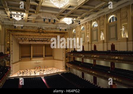 À l'intérieur de l'emblématique Symphony Hall de Boston, Massachusetts. Banque D'Images