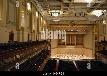 À l'intérieur de l'emblématique Symphony Hall de Boston, Massachusetts. Banque D'Images