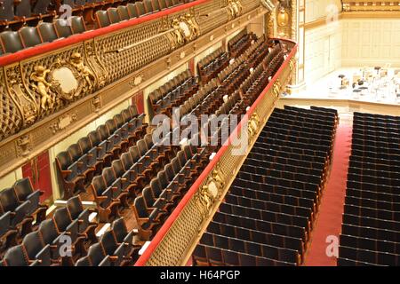 À l'intérieur de l'emblématique Symphony Hall de Boston, Massachusetts. Banque D'Images