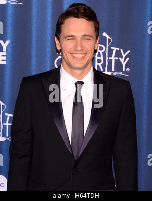 James Franco assiste à la 4e conférence annuelle pour la Charité d'hilarité à la variété : James Franco's Bar Mitzvah le benifiting Autres's Association présenté par Funny Or Die et go90 au Hollywood Paladium à Hollywood en Californie le 17 octobre 2015. Banque D'Images