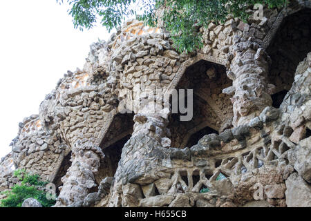 Le parc Güell est l'une des pièces de Gaudi Banque D'Images