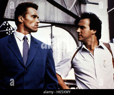 Red Heat (1988), Directeur : Walter Hill, acteurs/Stars : Arnold Schwarzenegger, Jim James Belushi, Peter Boyle Banque D'Images