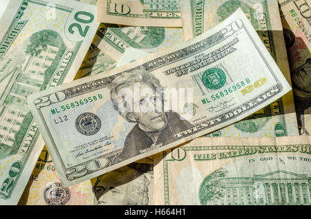 10 et 20 Dollar Bills Banque D'Images