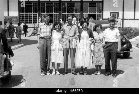 Les touristes en vacances au camp Butlins à Clacton Essex en 1950 Banque D'Images