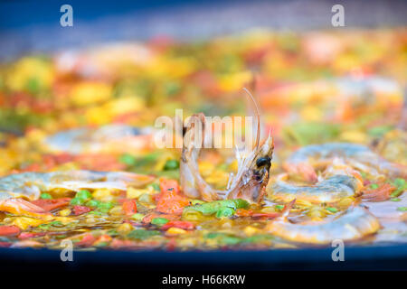 Paella Valencienne traditionnelle avec du riz et des fruits de mer Banque D'Images