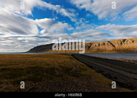 Paysage de fjord, Westfjords, l'Islande, de l'Atlantique Nord, Europe Banque D'Images