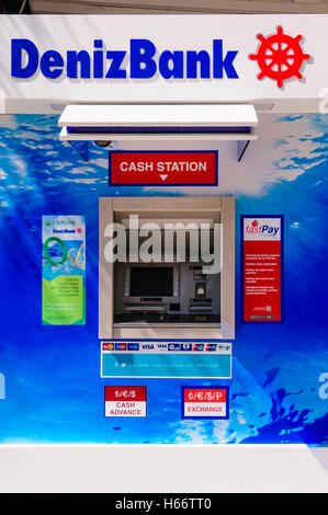 Cash machine pour DenizBank, Turquie Banque D'Images