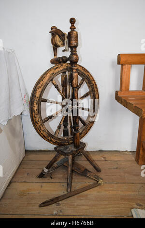 Quenouille antique du début du 20ème paupière. Stock de filature. Banque D'Images