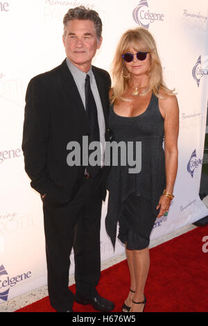 Kurt Russell et Goldie Hawn assiste à l'Institut Salk Benefit concert "Pavarotti souvenir' avec des spectacles de Renée Fleming et Plácido Domingo au Pavillon Dorothy Chandler, le 25 septembre 2015 à Los Angles CA. Banque D'Images