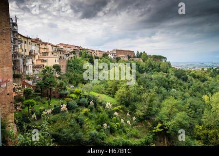 Vue sur San Miniato en Toscane, Italie, Europe Banque D'Images