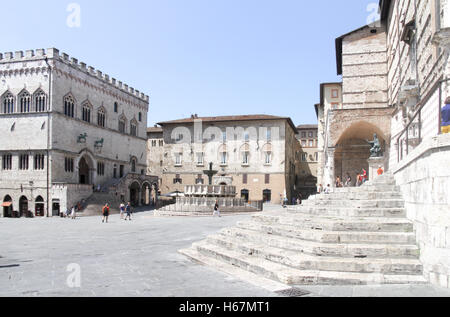 La piazza IV Novembre, Pérouse, Ombrie, Italie Banque D'Images