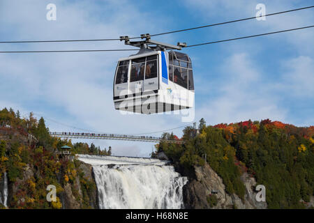 Canada, Québec, Québec. Chutes Montmorency, à l'embouchure de la rivière Montmorency, alias Le Parc de la Chute-Montmorency. Banque D'Images