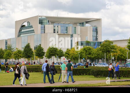 La résidence officielle du chancelier allemand (Kanzleramtsgebaeude) à Berlin, Allemagne Banque D'Images