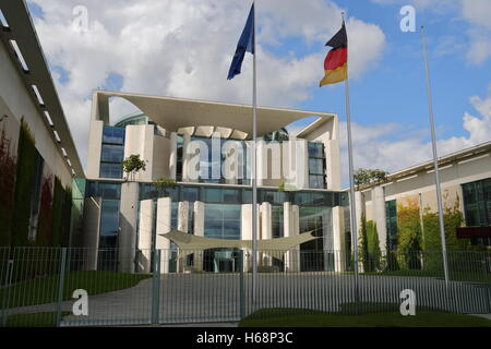 La résidence officielle du chancelier allemand (Kanzleramtsgebaeude) à Berlin, Allemagne Banque D'Images