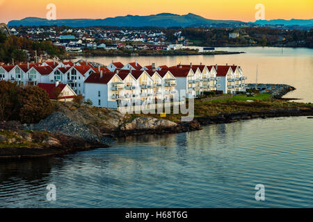 Panorama de Stavanger au lever du soleil, pont de vue de la Norvège. Banque D'Images