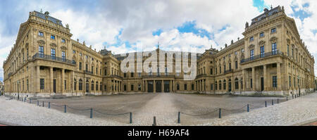 La Résidence de Würzburg est un palais dans le sud de l'Allemagne. Il a appartenu aux princes-évêques jusqu'au xixe siècle. Banque D'Images