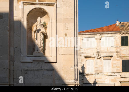 Dubrovnik, situé le long de la côte Dalmate en Croatie, est connue comme la "Perle de l'Adriatique' et sa vieille ville est à l'UNESCO ne Banque D'Images