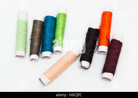 Une série de fils pour la couture close-up Banque D'Images