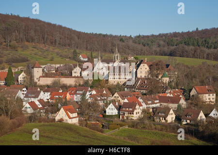 Vue sur Château et monastère de Bebenhausen, Tuebingen-Bebenhausen, Tuebingen, Bade-Wurtemberg Banque D'Images