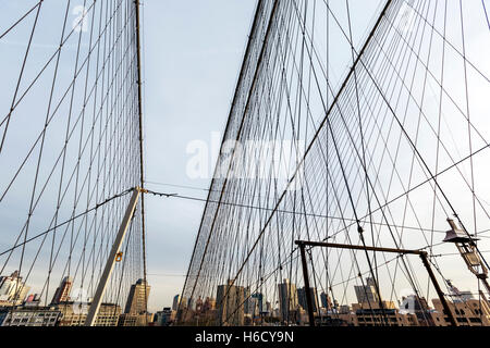 Vue de la ville de Broklyn vu depuis le pont de Brooklyn. Banque D'Images