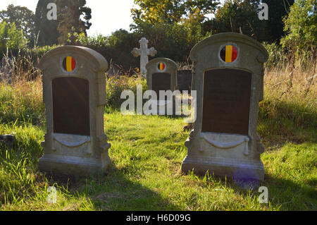 Tombes de soldats belges tombés WW1 à l'ancien cimetière sur la politique commune de Southampton, Hampshire, England, UK Banque D'Images