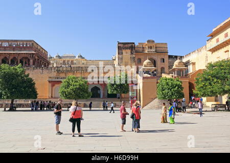 Jaleb Chowk, Amer (ou orange) Fort, Amer, Jaipur, Rajasthan, Inde, sous-continent indien, en Asie du Sud Banque D'Images