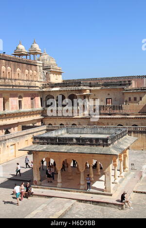 Baradari, pavillon, bâtonniers venus Deorhi Amer (ou orange) Fort, Amer, Jaipur, Rajasthan, Inde, sous-continent indien, en Asie du Sud Banque D'Images