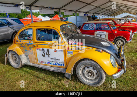 1960 Volkswagen voiture rallye de Bob Beales, dans le paddock au Goodwood Festival of Speed 2016, Sussex, UK. Banque D'Images