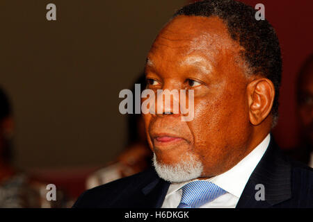 DURBAN - 27 octobre 2016 - L'Afrique du Sud l'ancien président sud-africain Kgalema Motlanthe assiste à l'inauguration de la Human Resources for Eye Health Initiative à Durban. L'initiative est dirigée par le nitrenational à but non lucratif Orbis. Photo : Giordano Stolley Banque D'Images