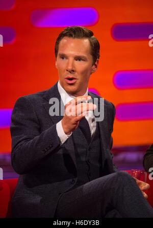 Benedict Cumberbatch pendant le tournage de The Graham Norton Show à la London Studios, le sud de Londres, pour être diffusé sur BBC One le vendredi soir. Banque D'Images