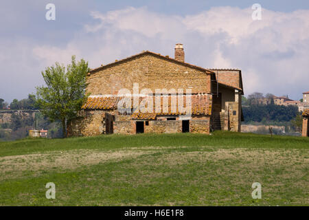 Maison de campagne typique en Toscane Banque D'Images