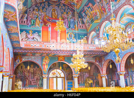 La scène de l'assomption peint sur le narthex de l'église de la résurrection du Christ Soter, entouré de traceries, Sotira, Chypre Banque D'Images